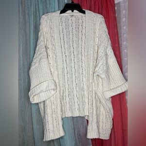 Umgee Ivory Cable Knit Cardigan